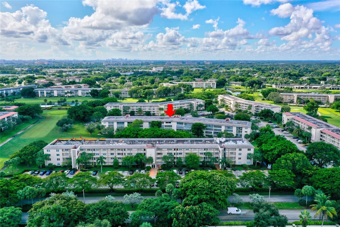 WYNMOOR VILLAGE - Residential