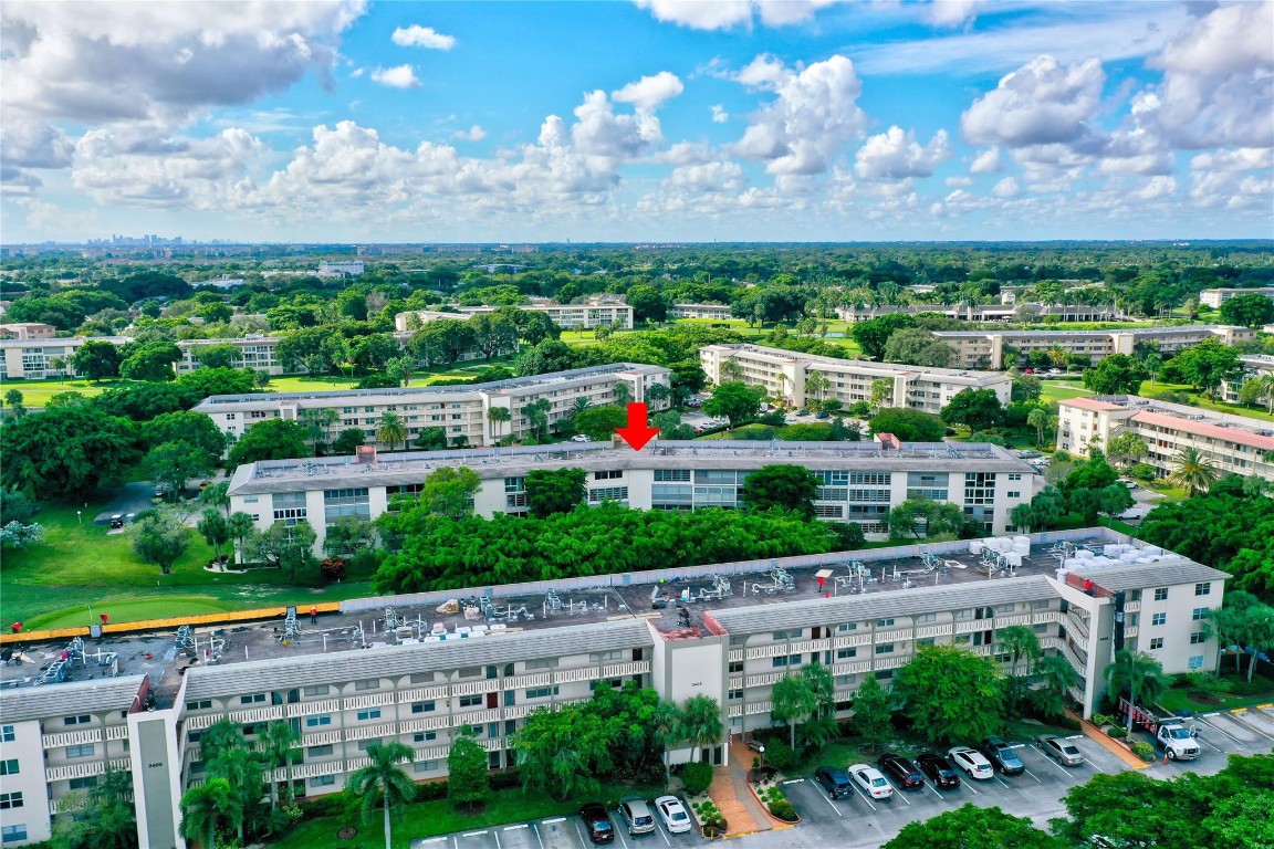 WYNMOOR VILLAGE - Residential