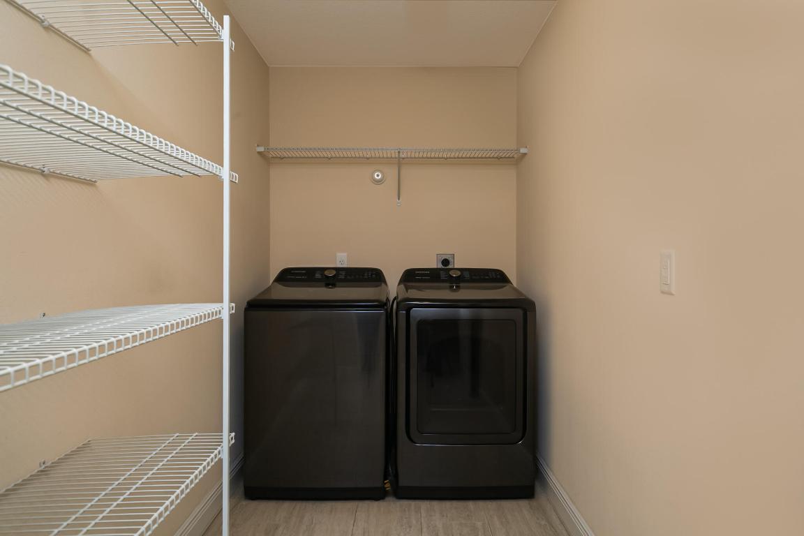 PORT ST LUCIE SECTION 24 - Residential