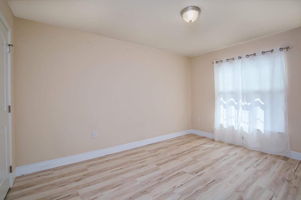 PORT ST LUCIE SECTION 24 - Residential