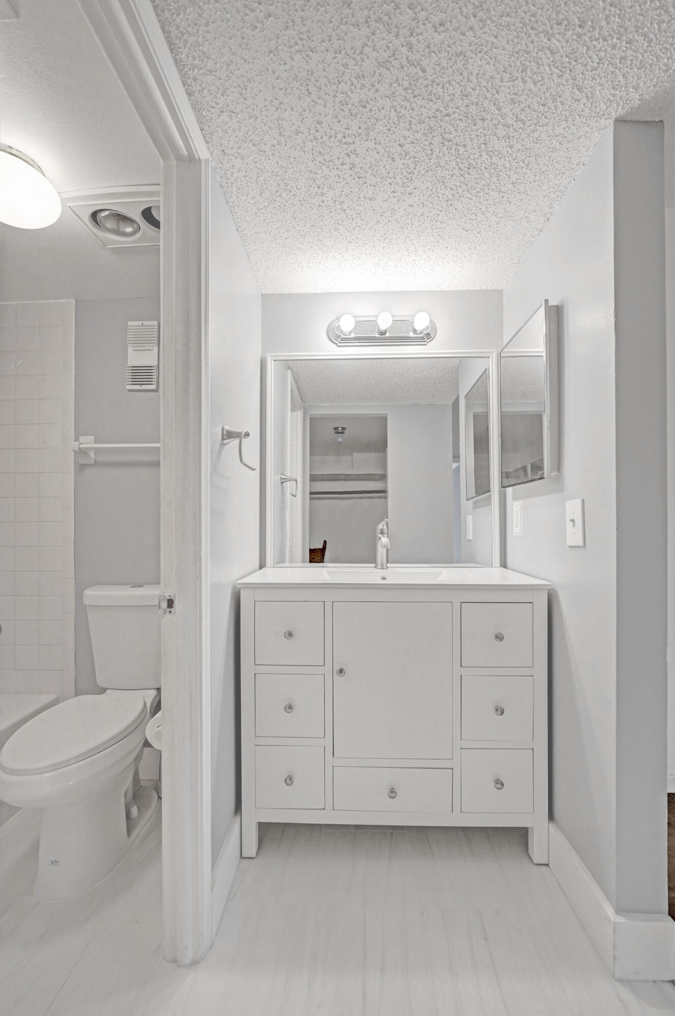 POINCIANA 7 OF PINE ISLAND RIDGE - Residential