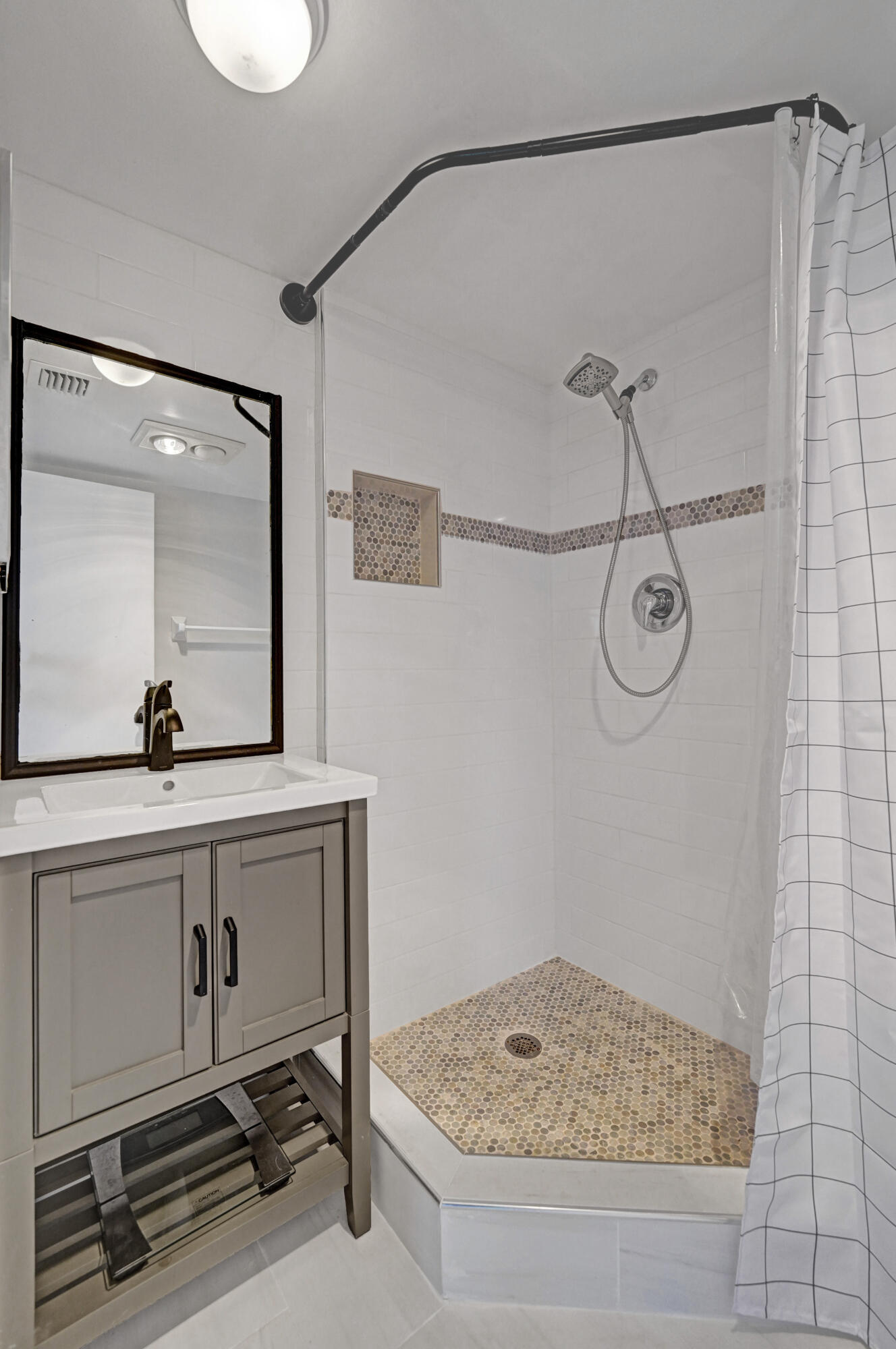 POINCIANA 7 OF PINE ISLAND RIDGE - Residential