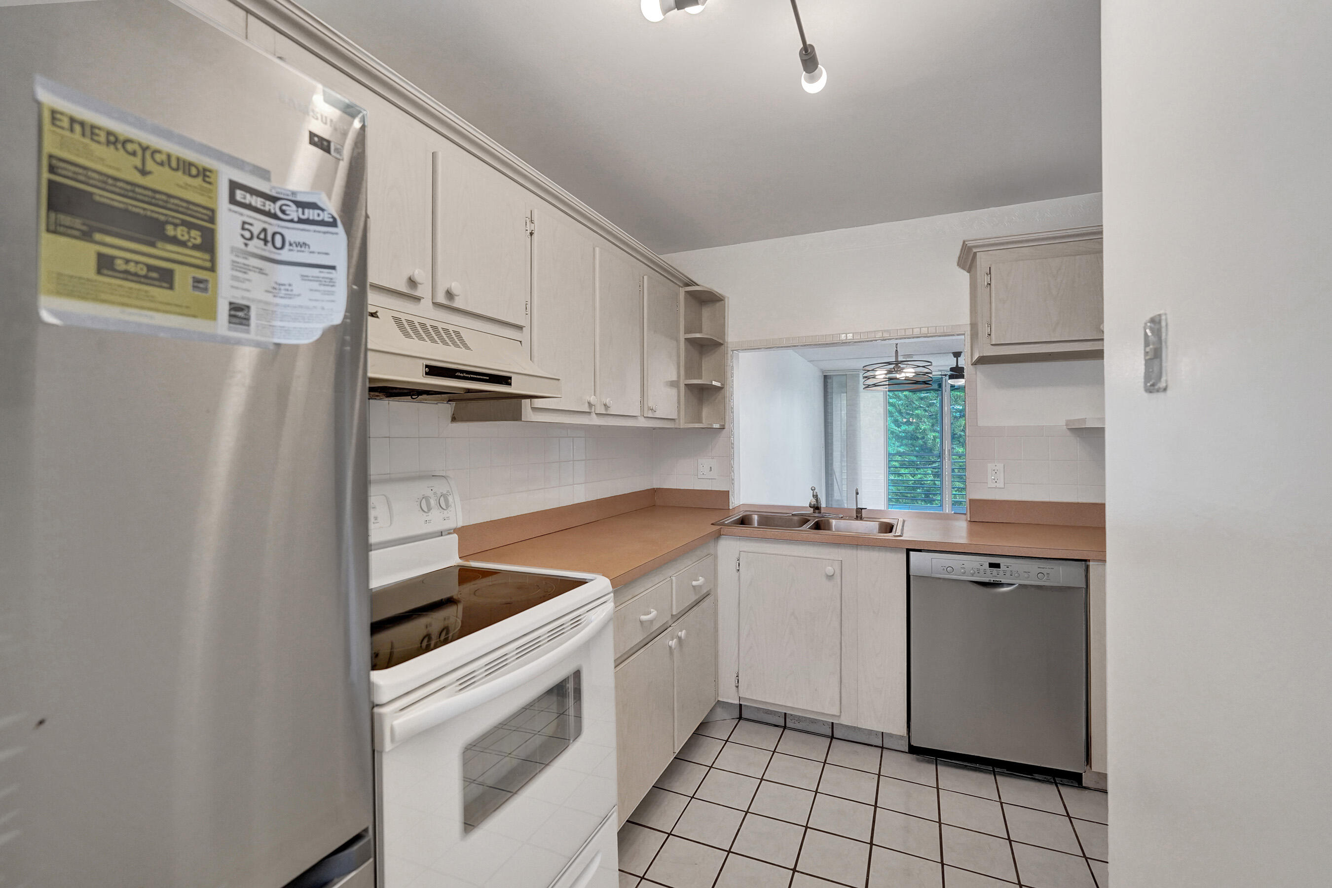 POINCIANA 7 OF PINE ISLAND RIDGE - Residential