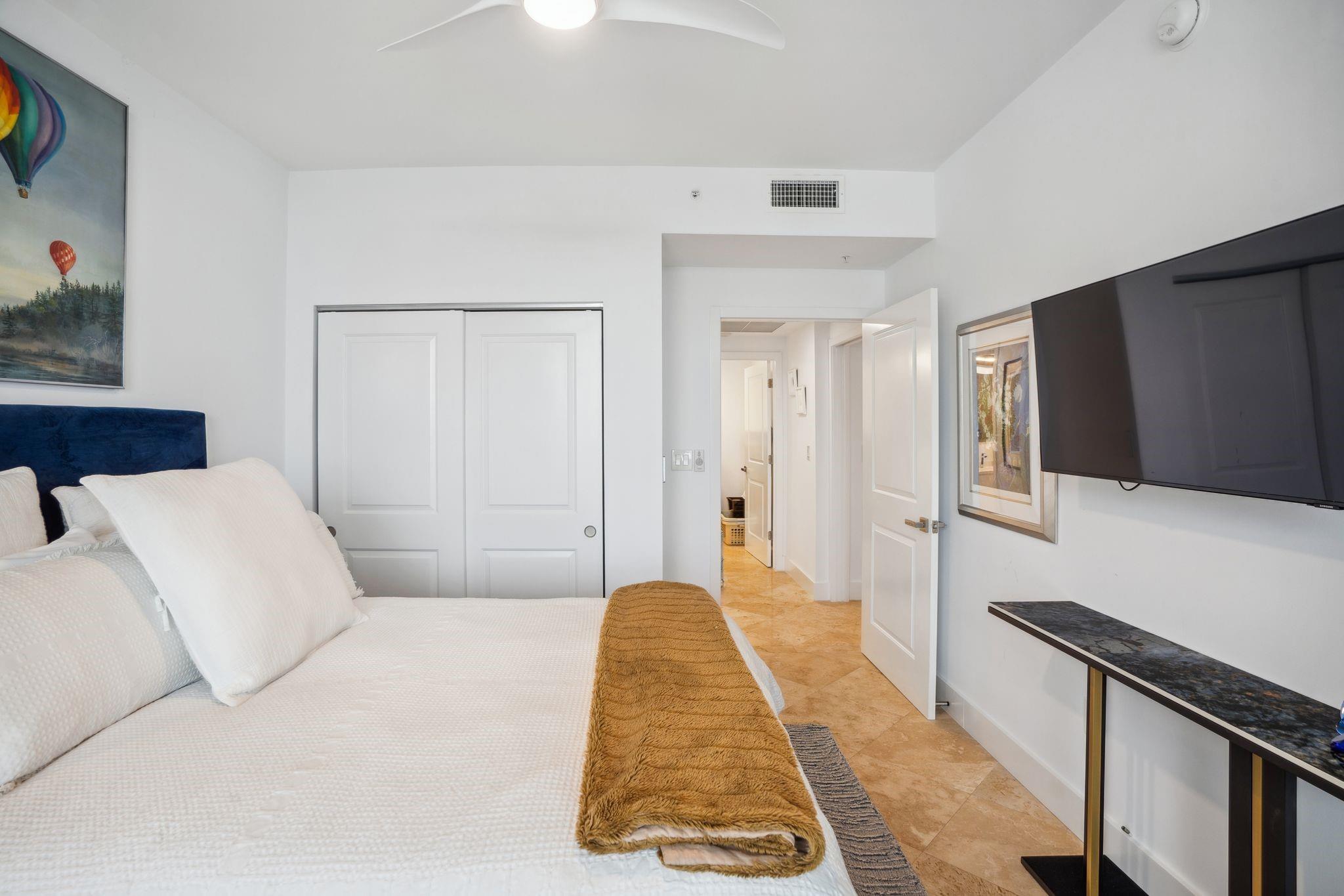 Jackson Tower - Residential