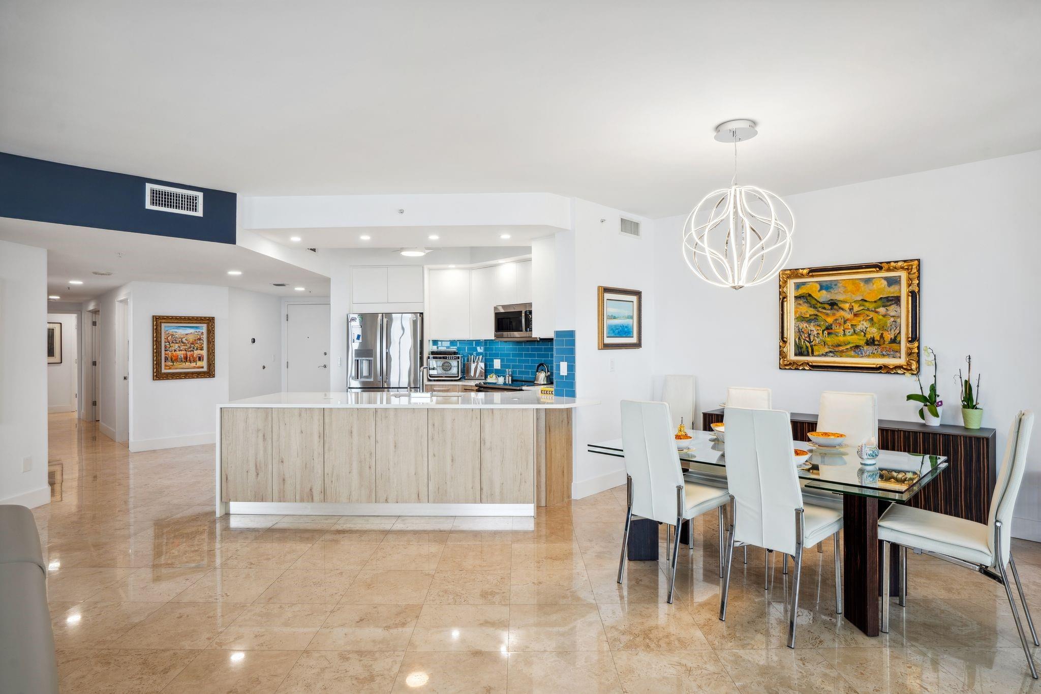 Jackson Tower - Residential