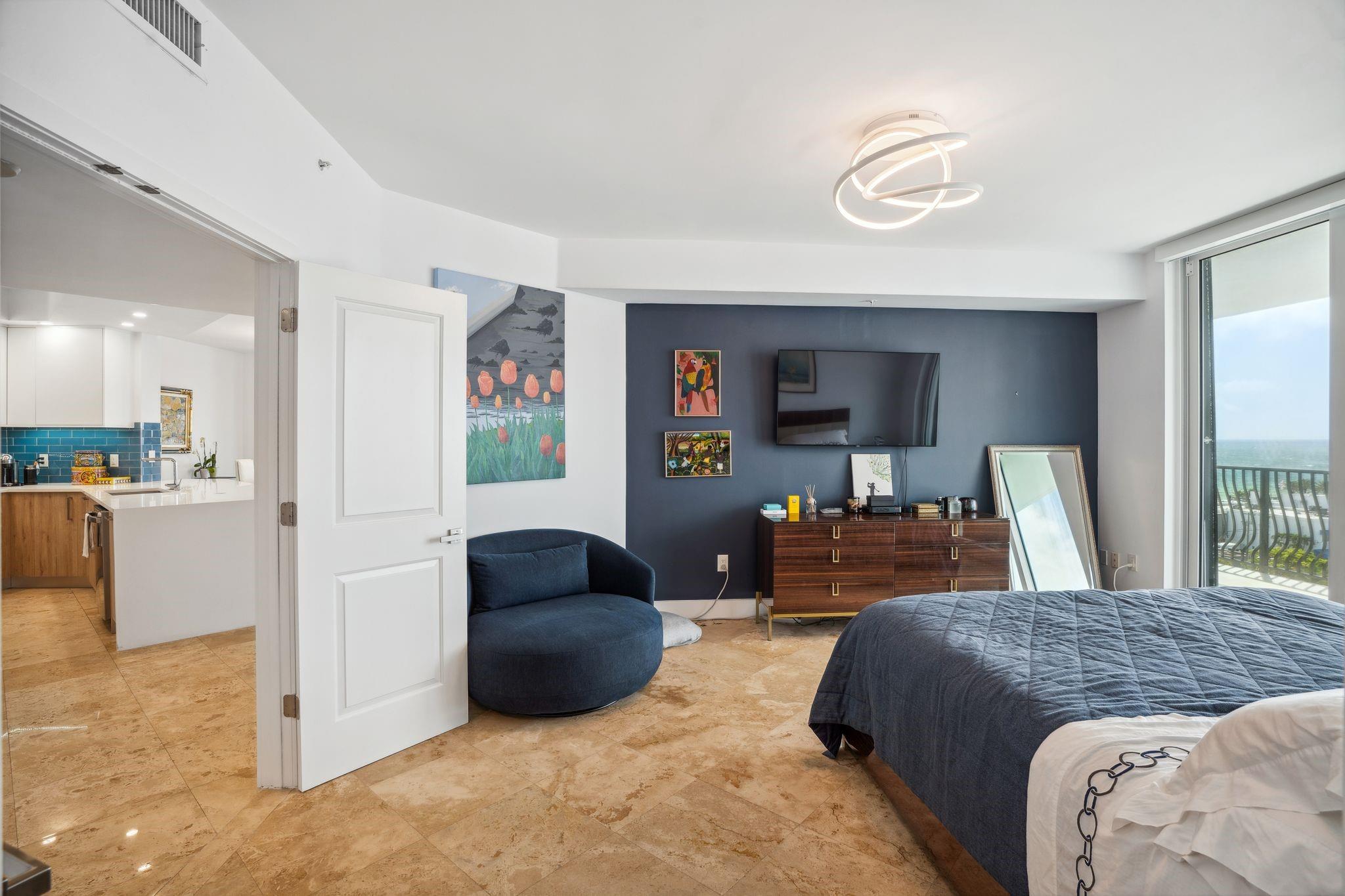 Jackson Tower - Residential