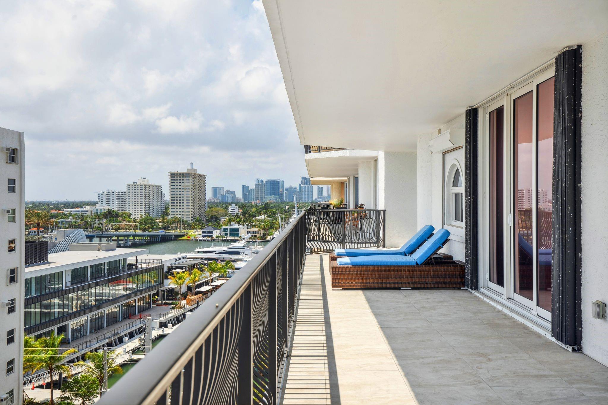 Jackson Tower - Residential