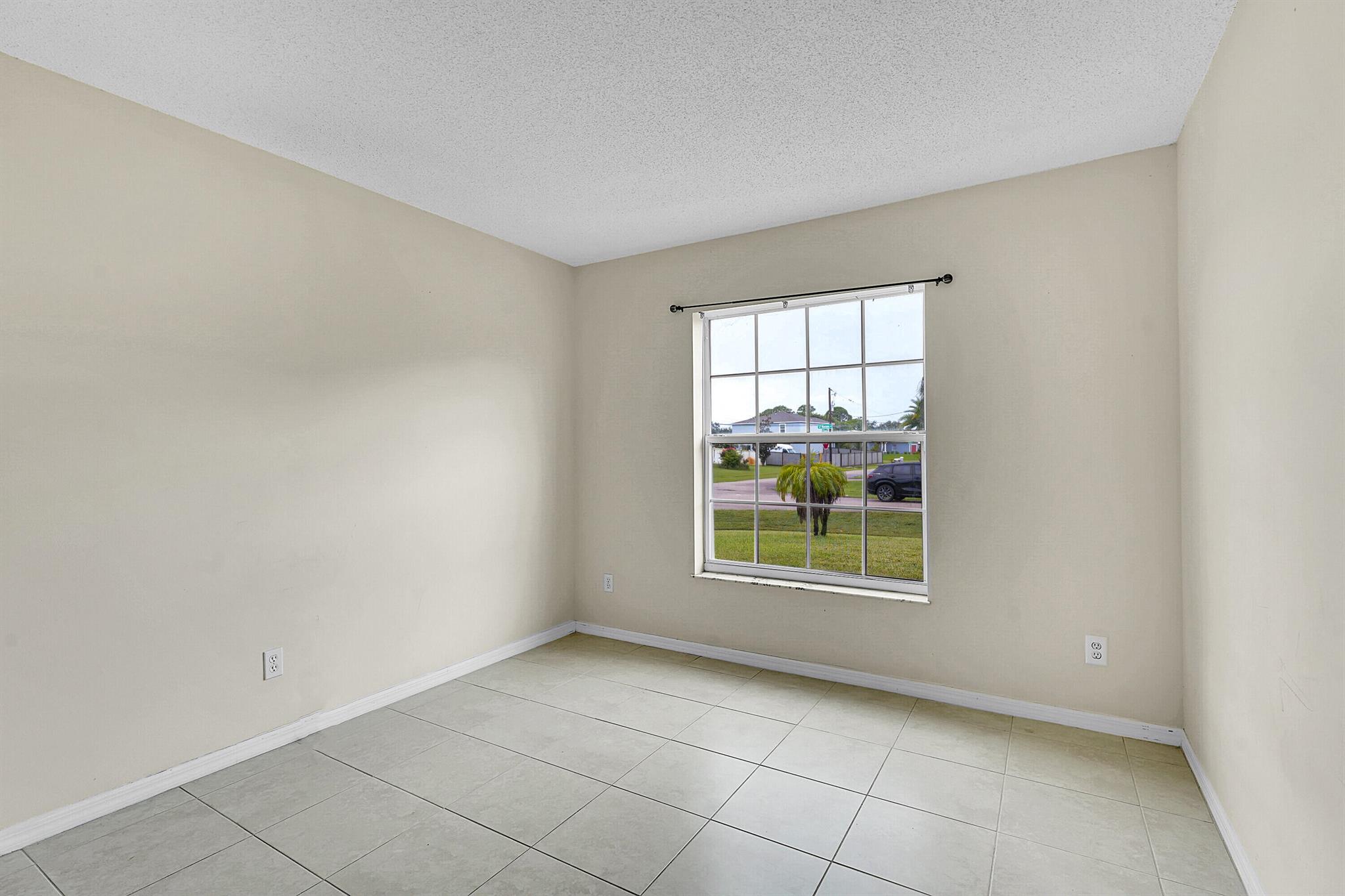 PORT ST LUCIE SECTION 22 - Residential