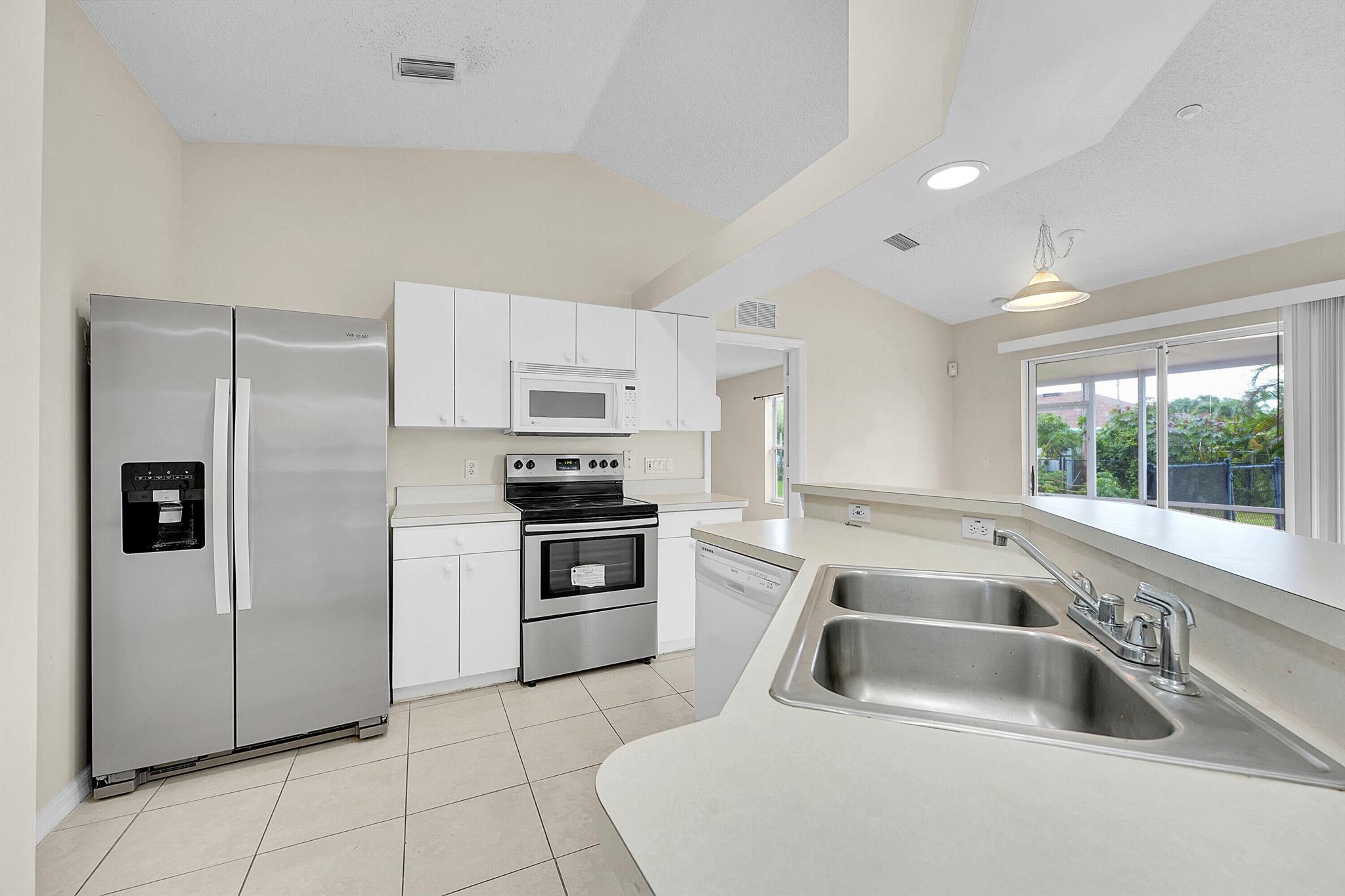 PORT ST LUCIE SECTION 22 - Residential