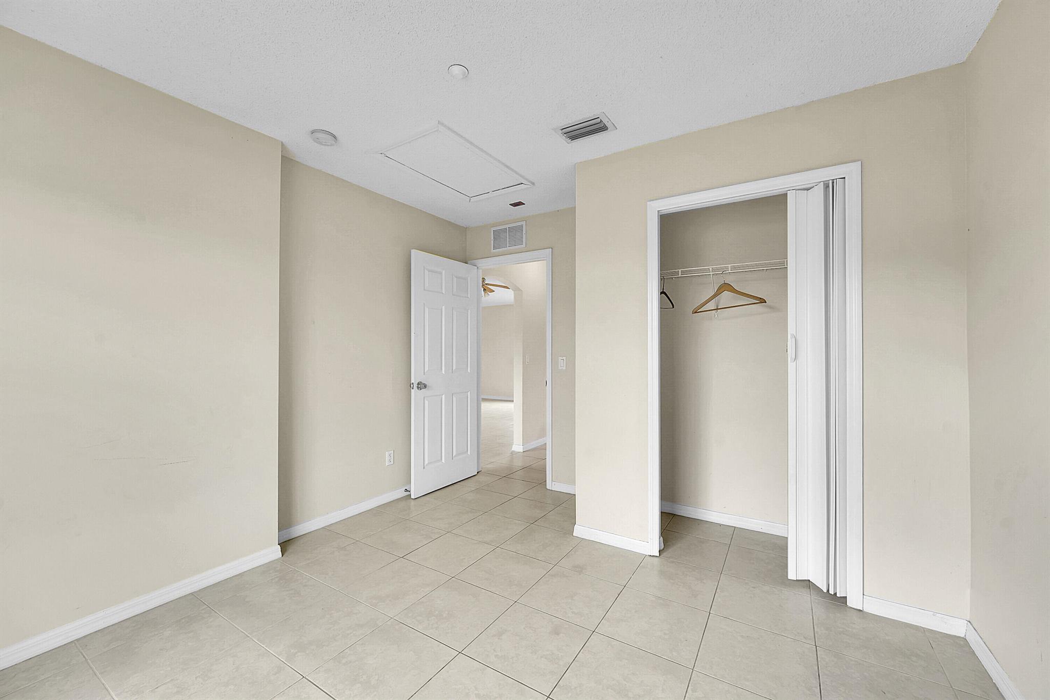 PORT ST LUCIE SECTION 22 - Residential