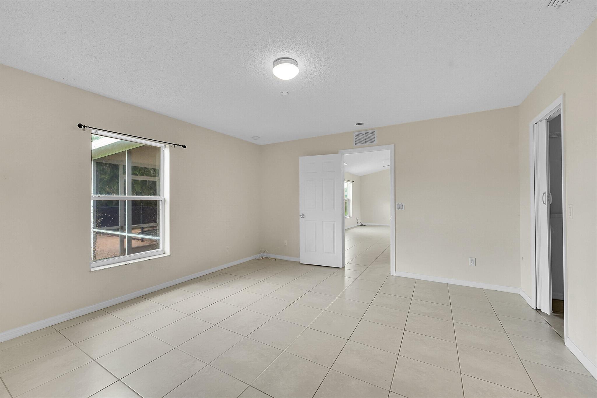 PORT ST LUCIE SECTION 22 - Residential