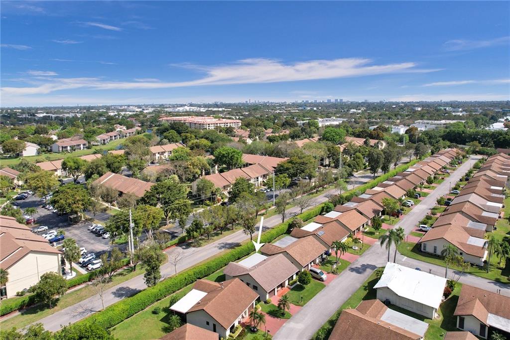 The Meadows Of Crystal La - Residential
