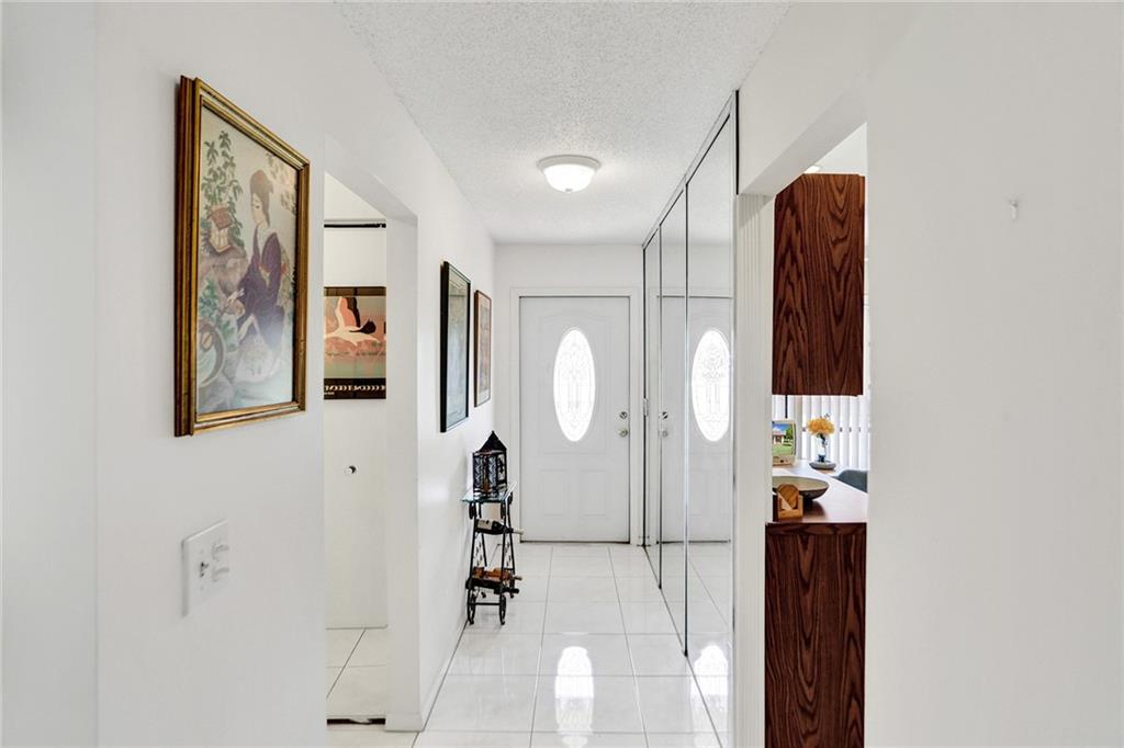 The Meadows Of Crystal La - Residential