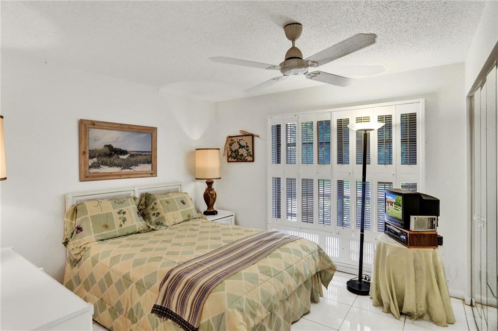 The Meadows Of Crystal La - Residential