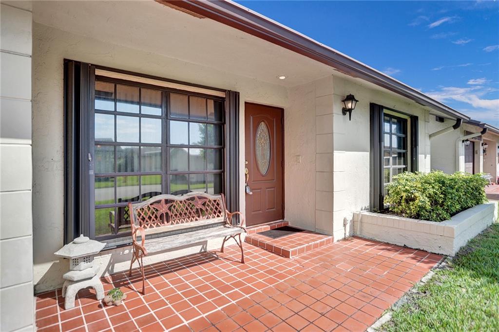 The Meadows Of Crystal La - Residential