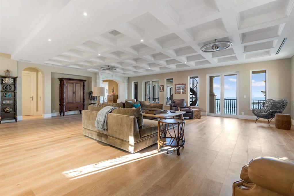 OCEAN PLACE ESTATES - Residential