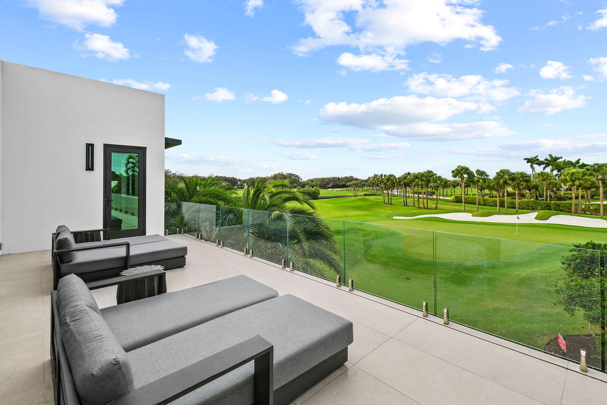 ADMIRALS COVE - Residential