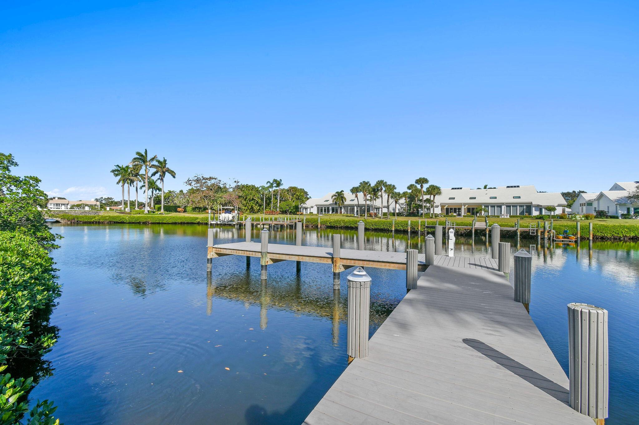ADMIRALS COVE - Residential
