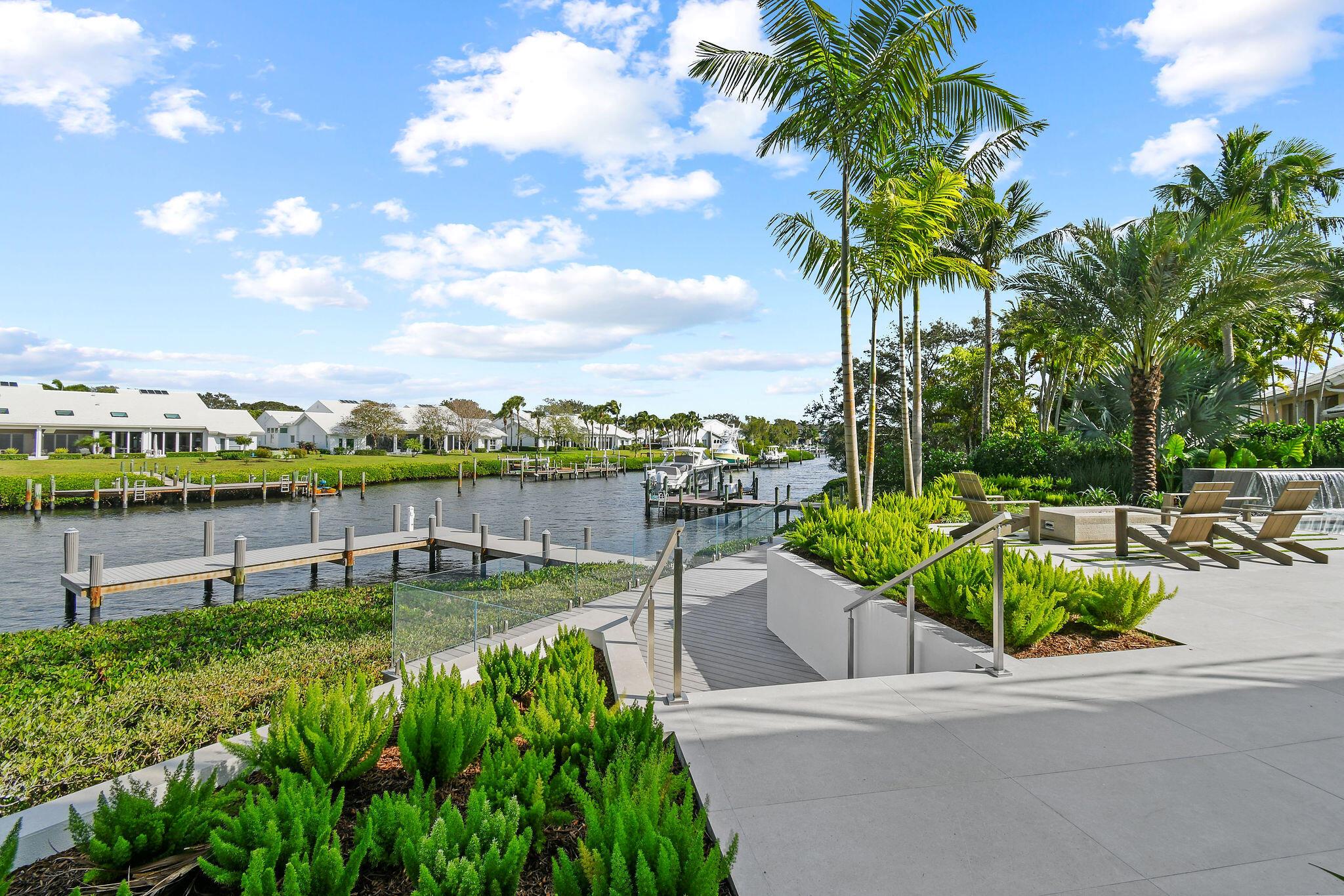 ADMIRALS COVE - Residential