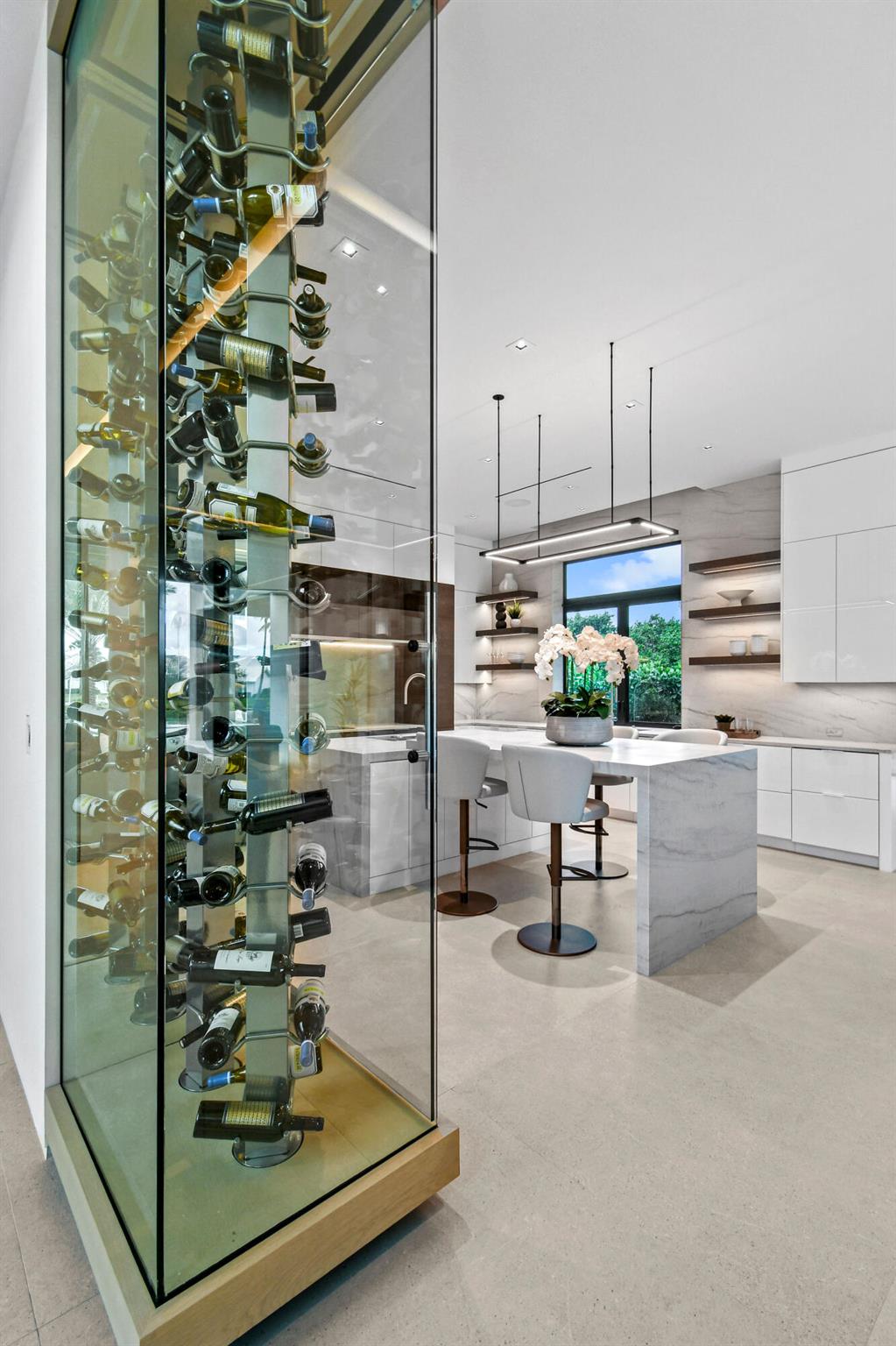 ADMIRALS COVE - Residential