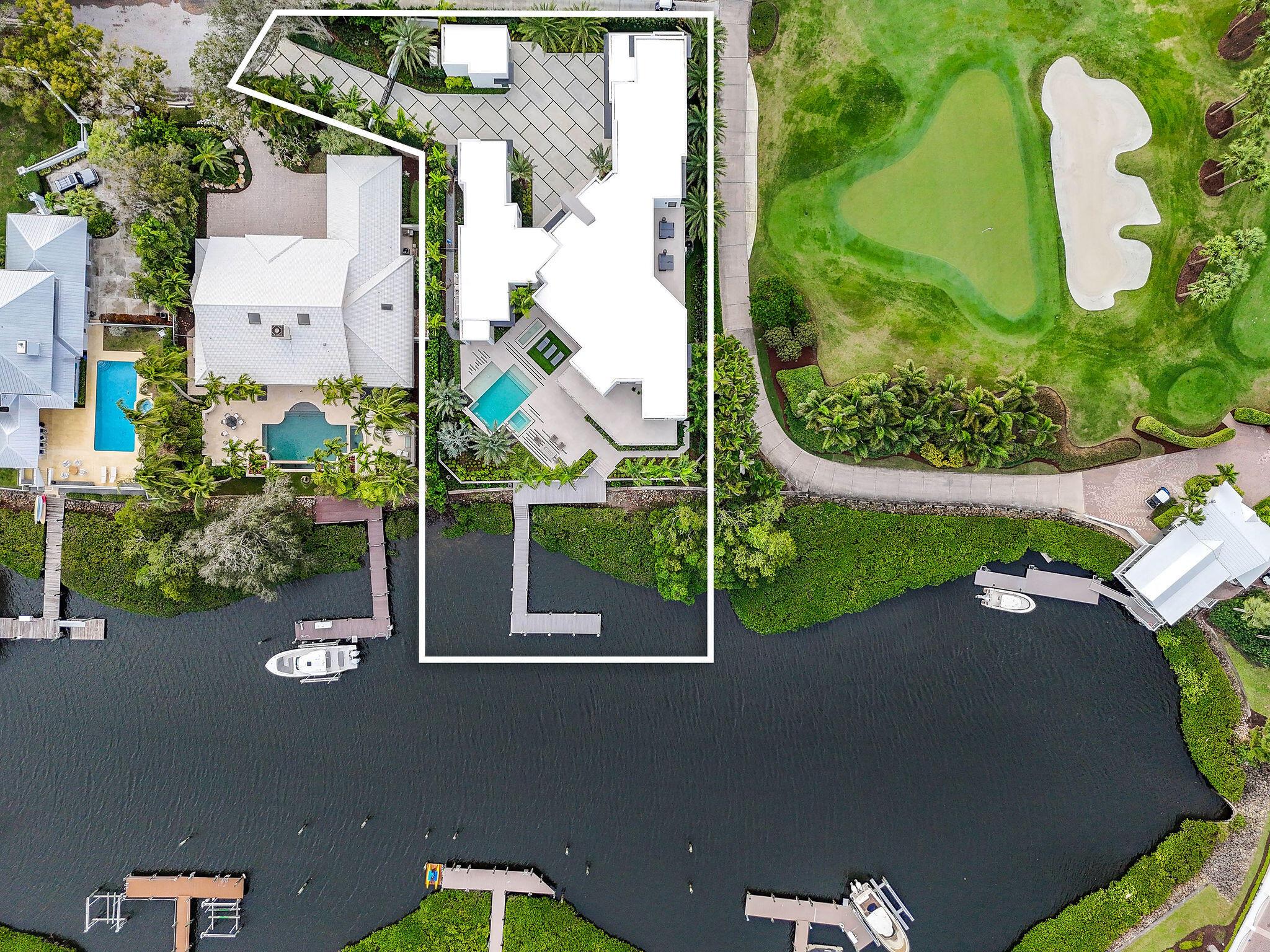 ADMIRALS COVE - Residential