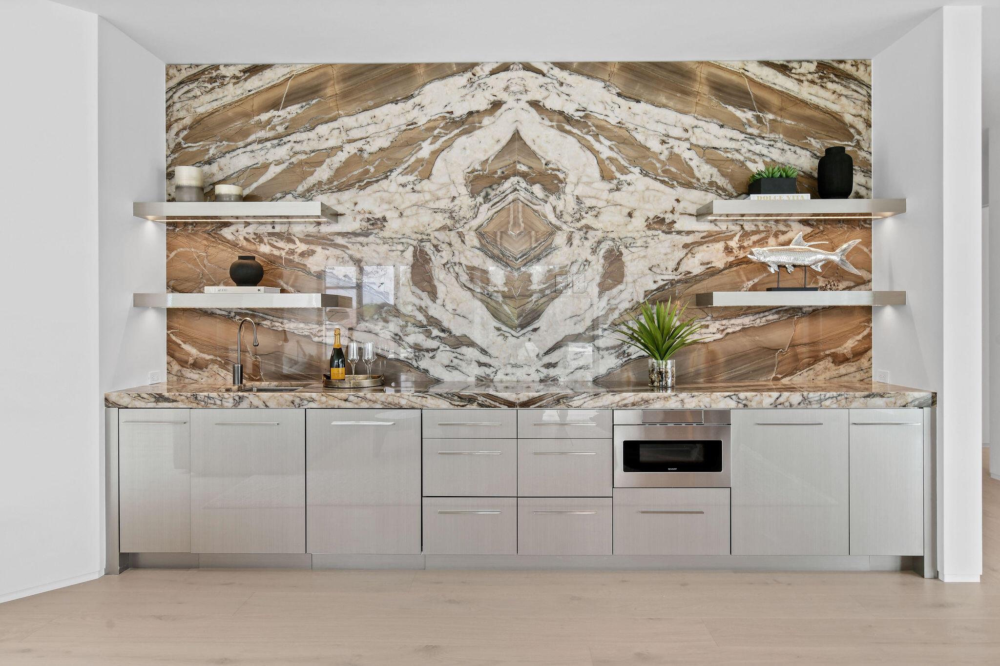 ADMIRALS COVE - Residential