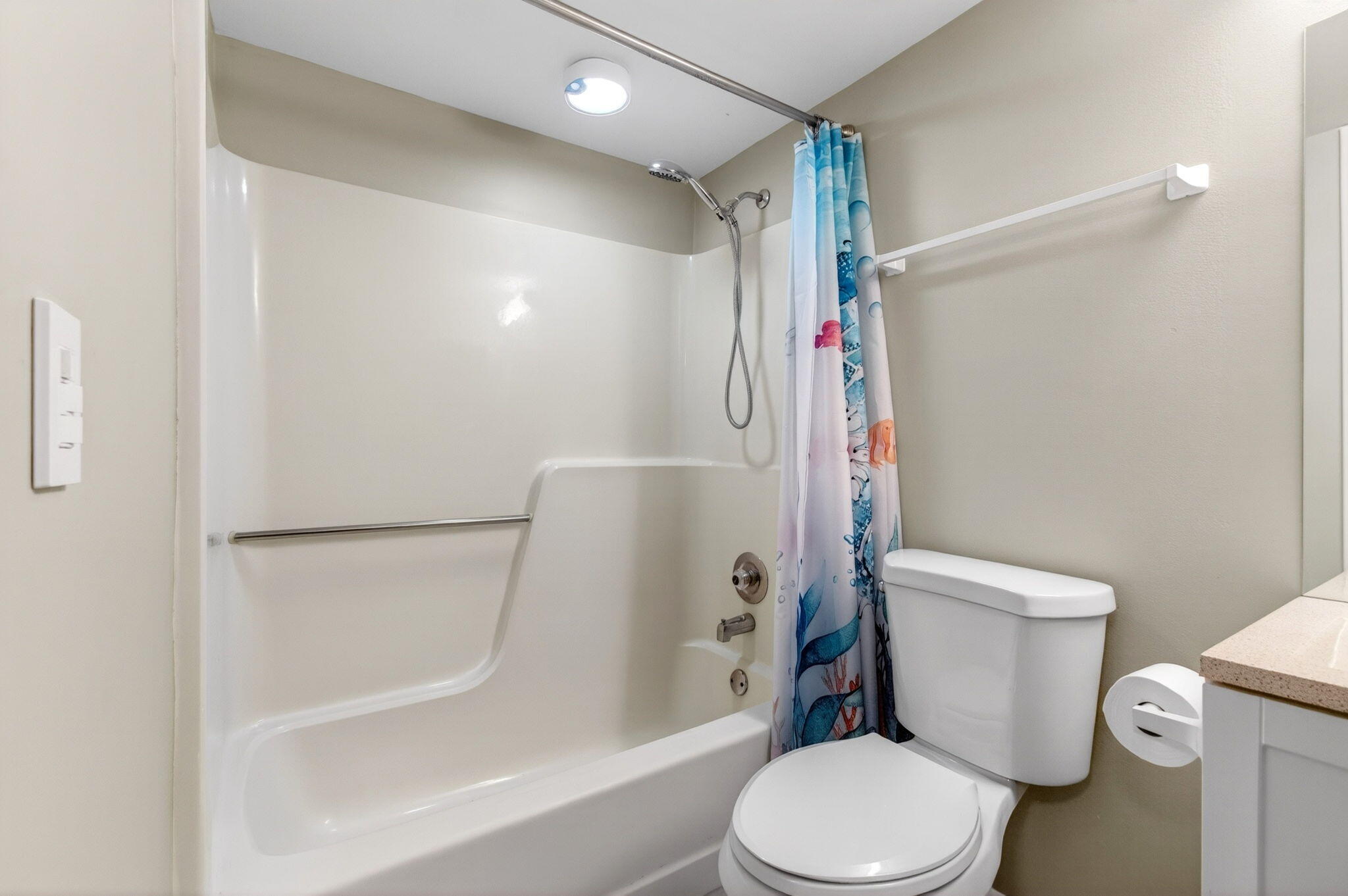 LUCERNE LAKES - Residential