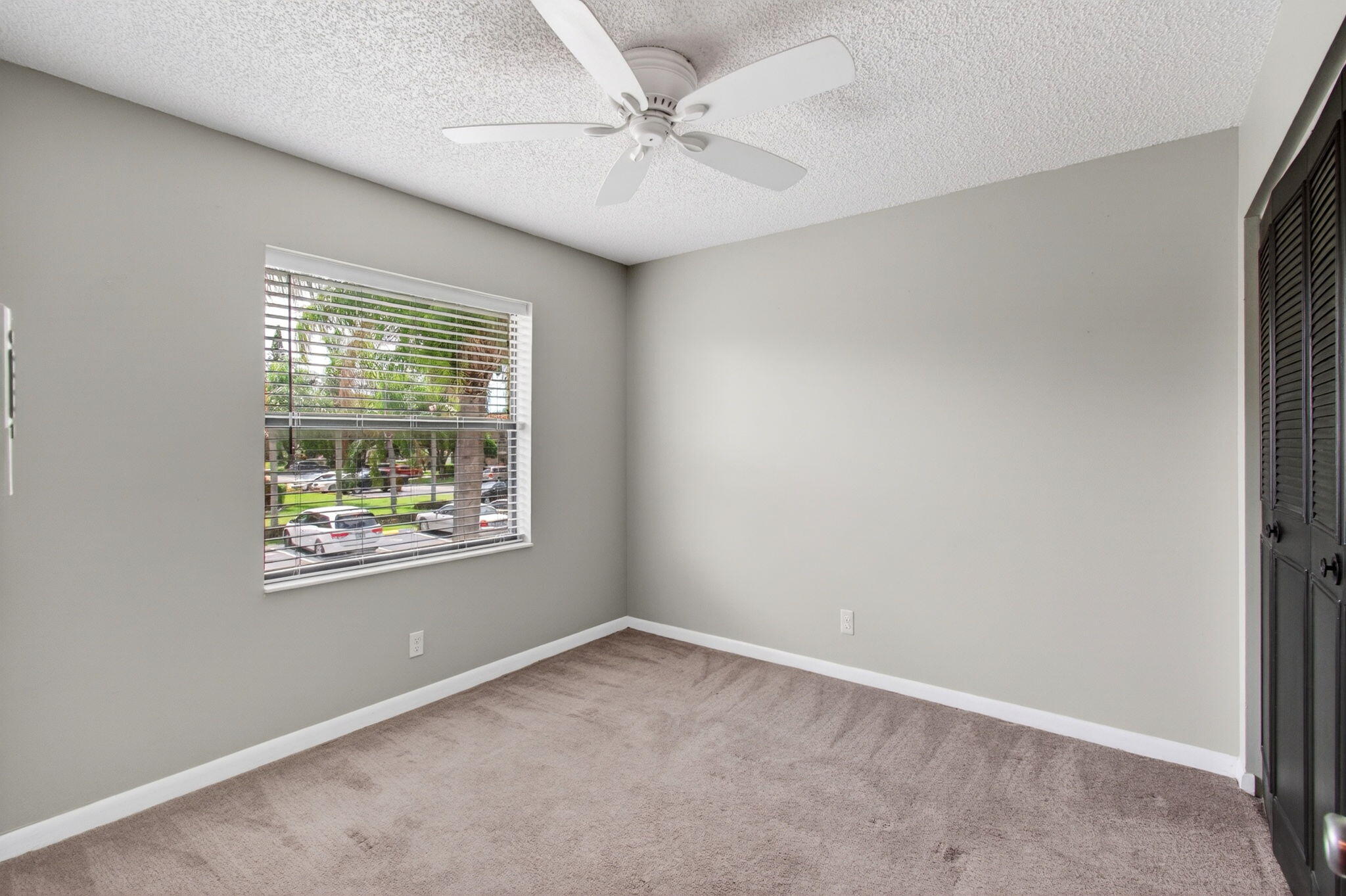 LUCERNE LAKES - Residential