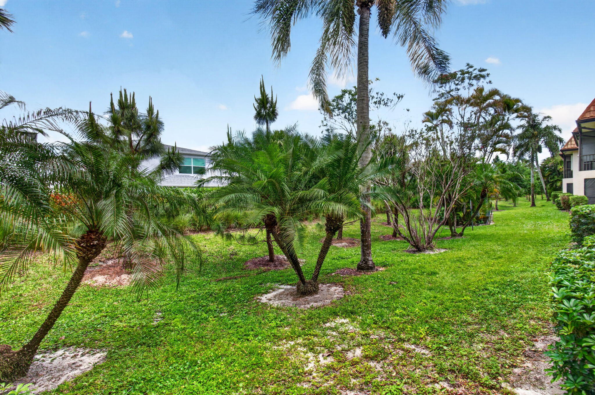 LUCERNE LAKES - Residential