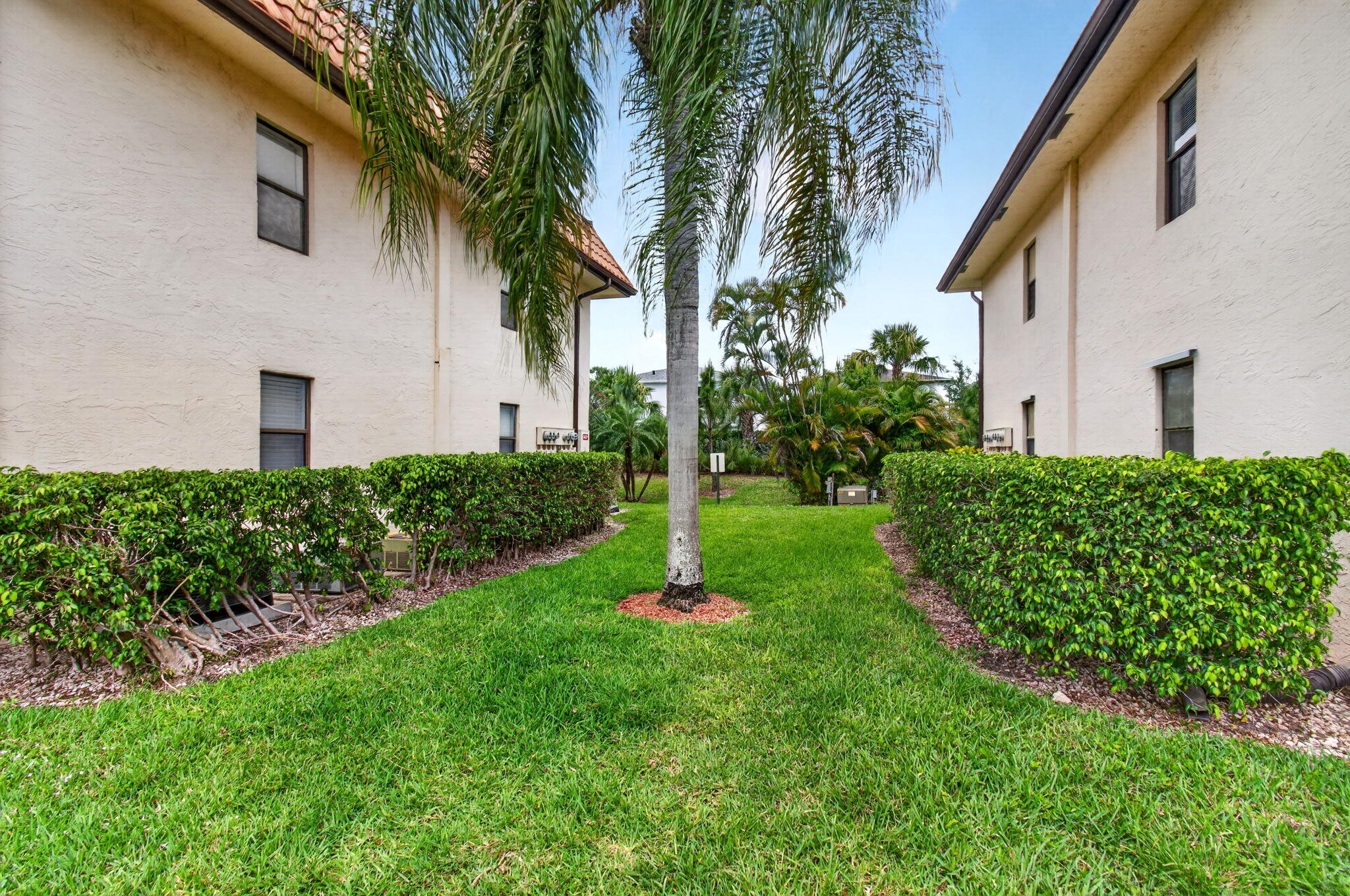 LUCERNE LAKES - Residential