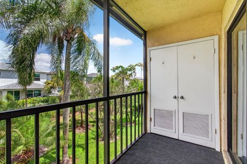 Tiny photo for 7245 Golf Colony Court #205, Lake Worth, FL 33467 (MLS # B26015142)