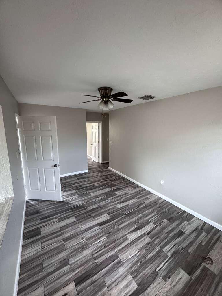 ACREHOME PARK - Residential Lease