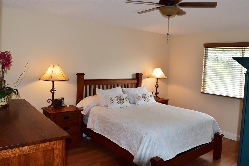 MIZNER POINTE OF BOCA VIA ANCHO - Residential