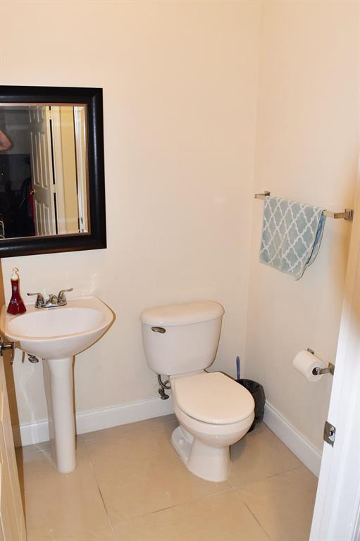 MIZNER POINTE OF BOCA VIA ANCHO - Residential