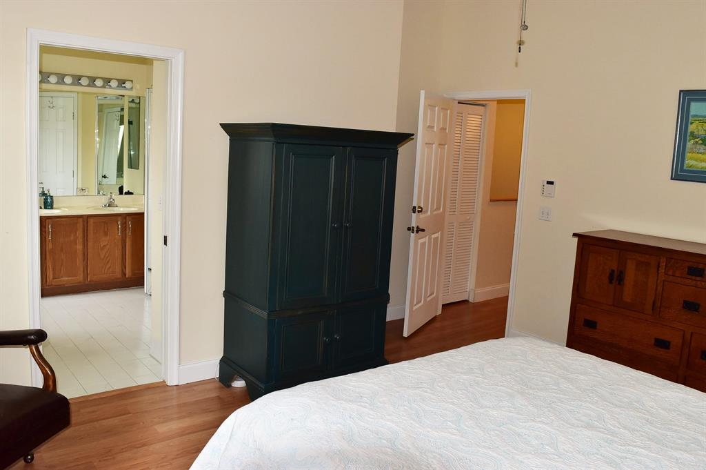 MIZNER POINTE OF BOCA VIA ANCHO - Residential