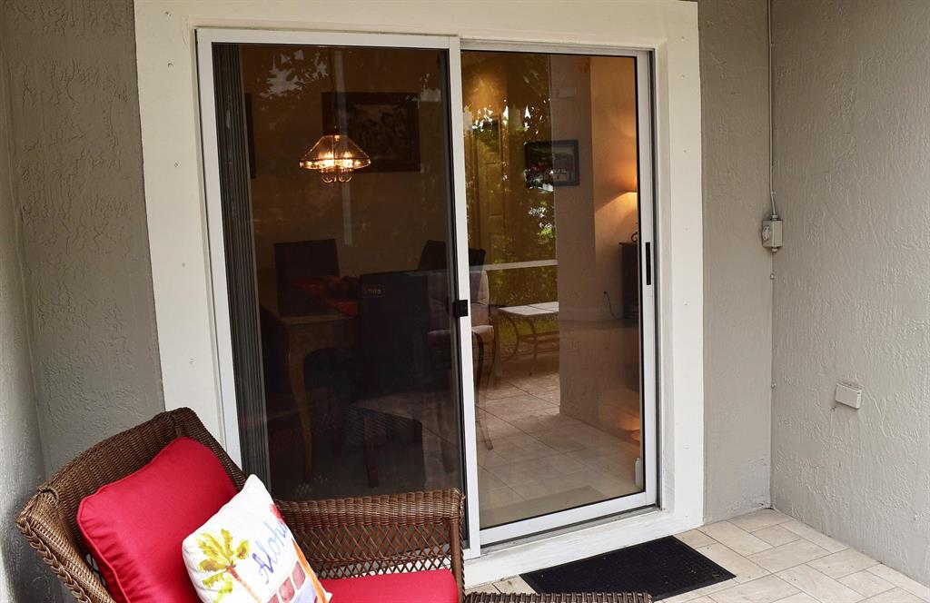 MIZNER POINTE OF BOCA VIA ANCHO - Residential