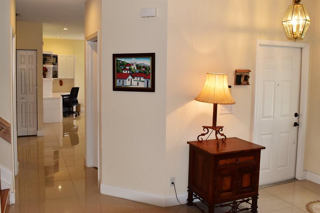 MIZNER POINTE OF BOCA VIA ANCHO - Residential