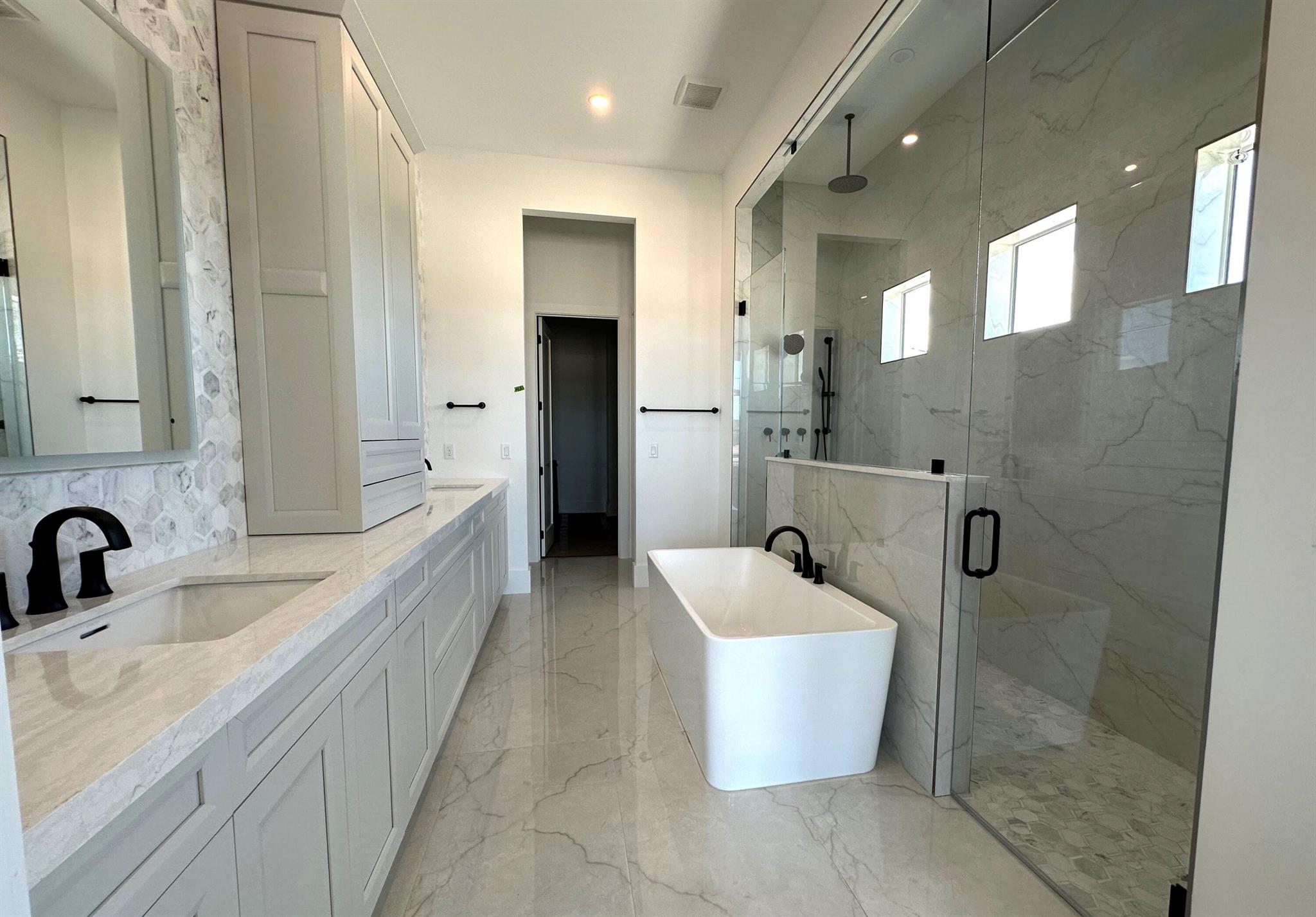 BRIDGEWATER - Residential