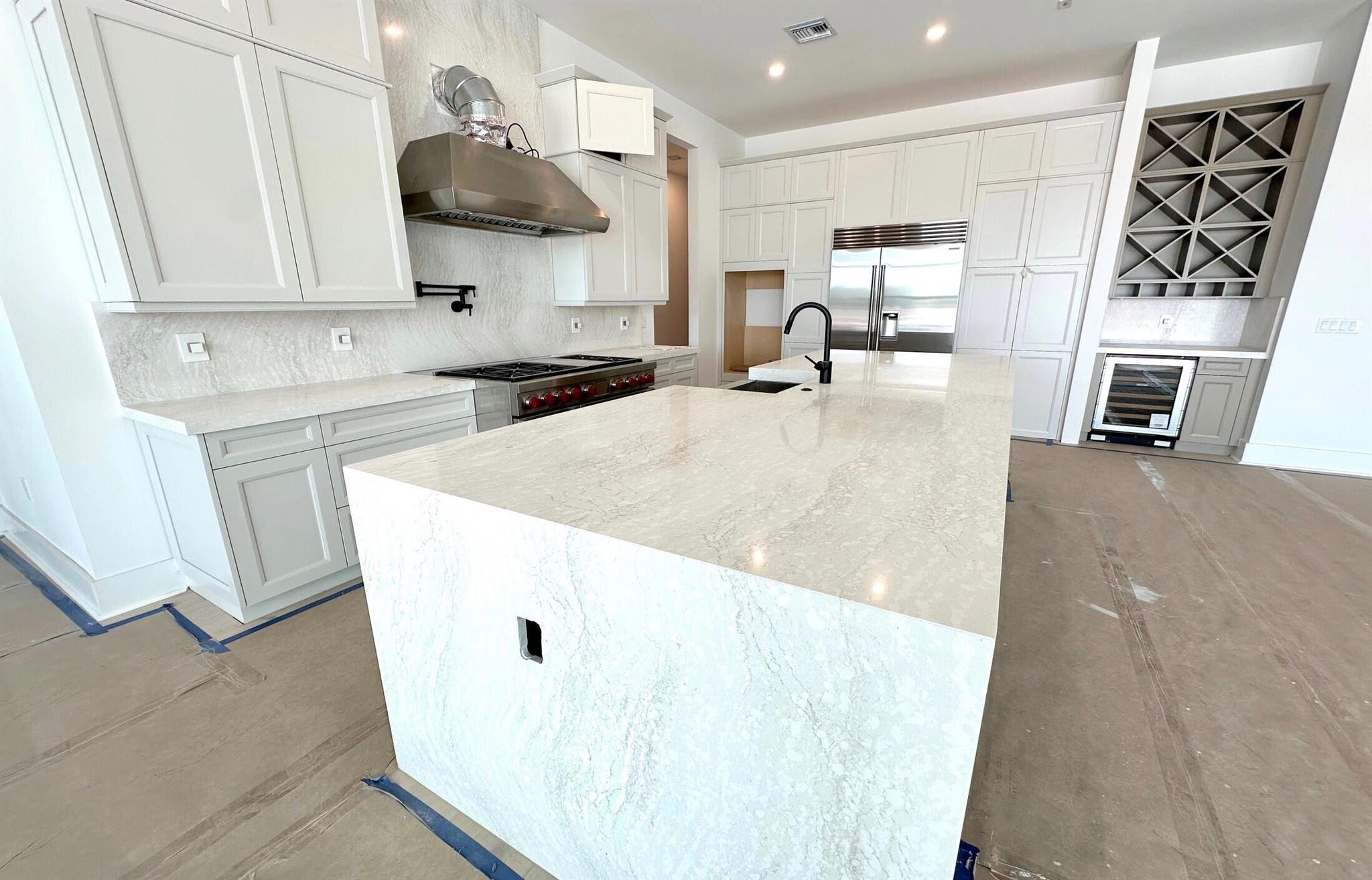 BRIDGEWATER - Residential