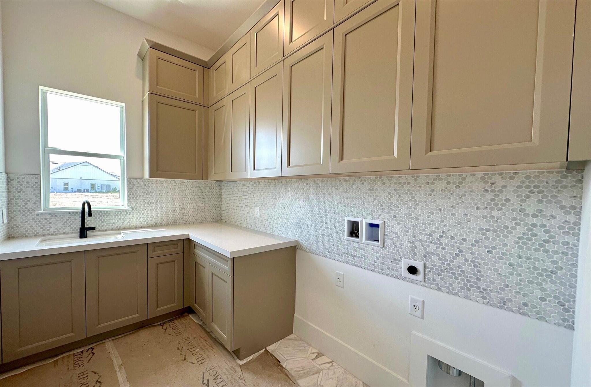 BRIDGEWATER - Residential