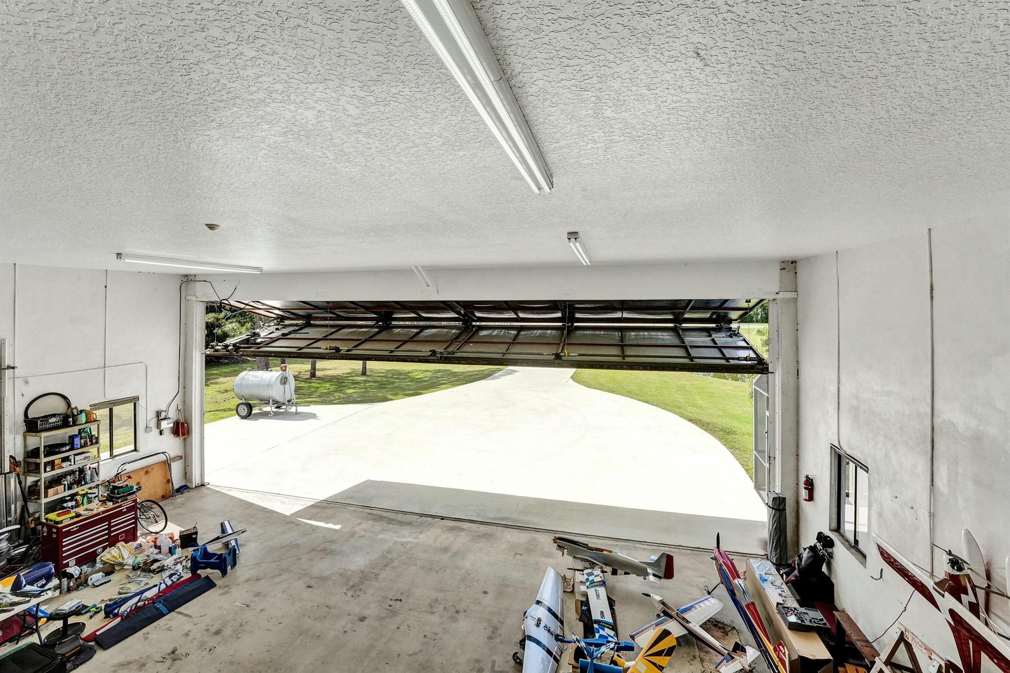 COLONY PARK - Residential