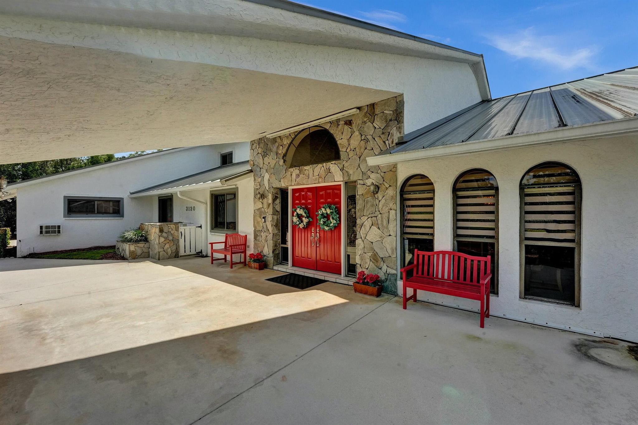 COLONY PARK - Residential