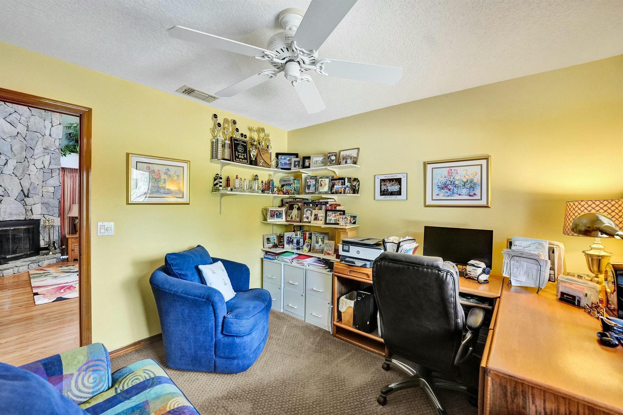 COLONY PARK - Residential