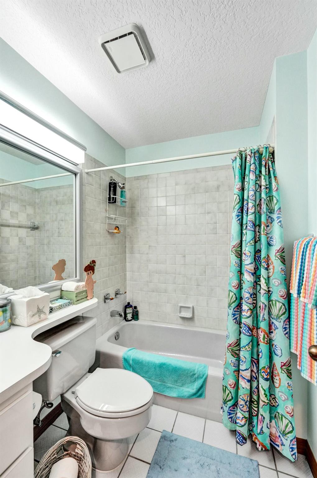 COLONY PARK - Residential