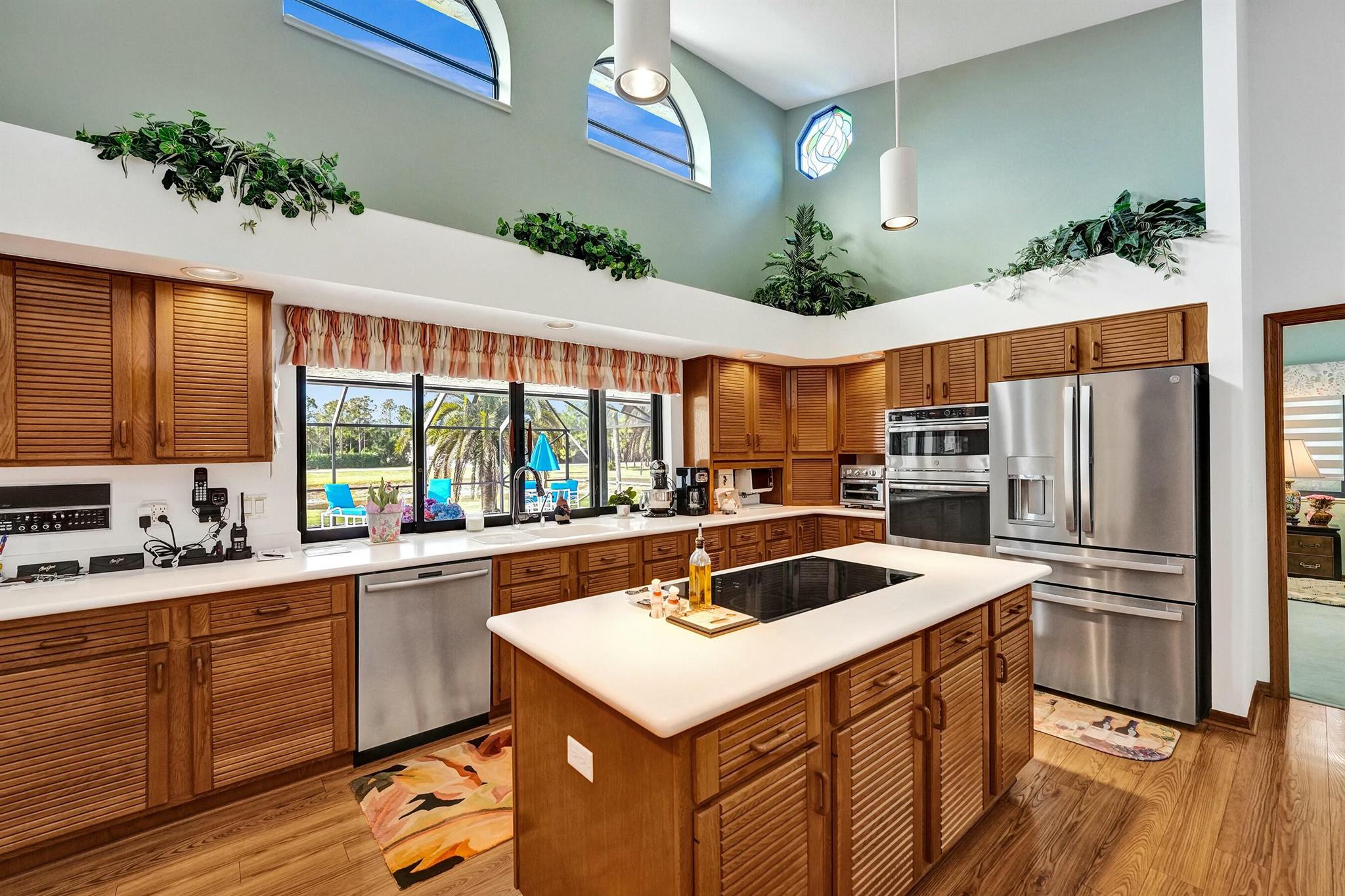 COLONY PARK - Residential