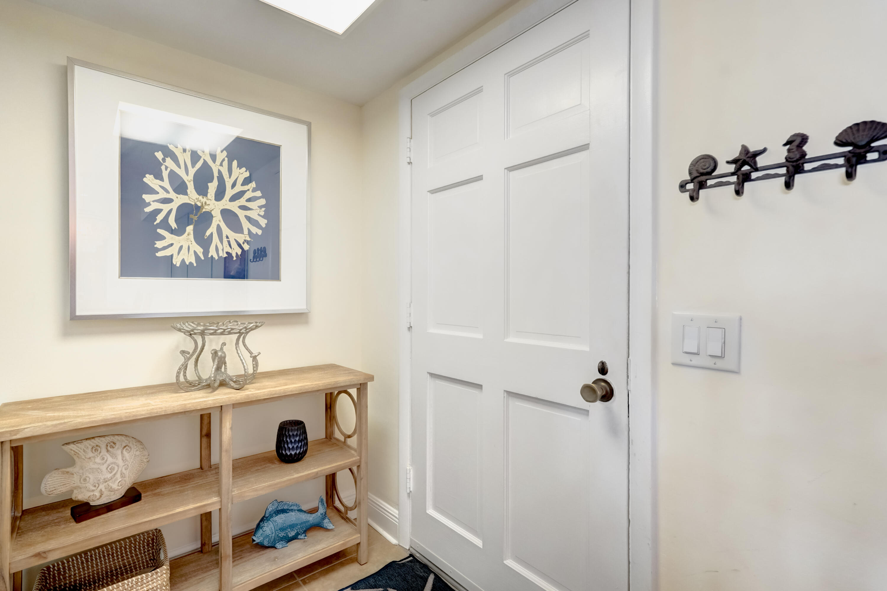 OCEAN VILLAS CONDO APTS - Residential