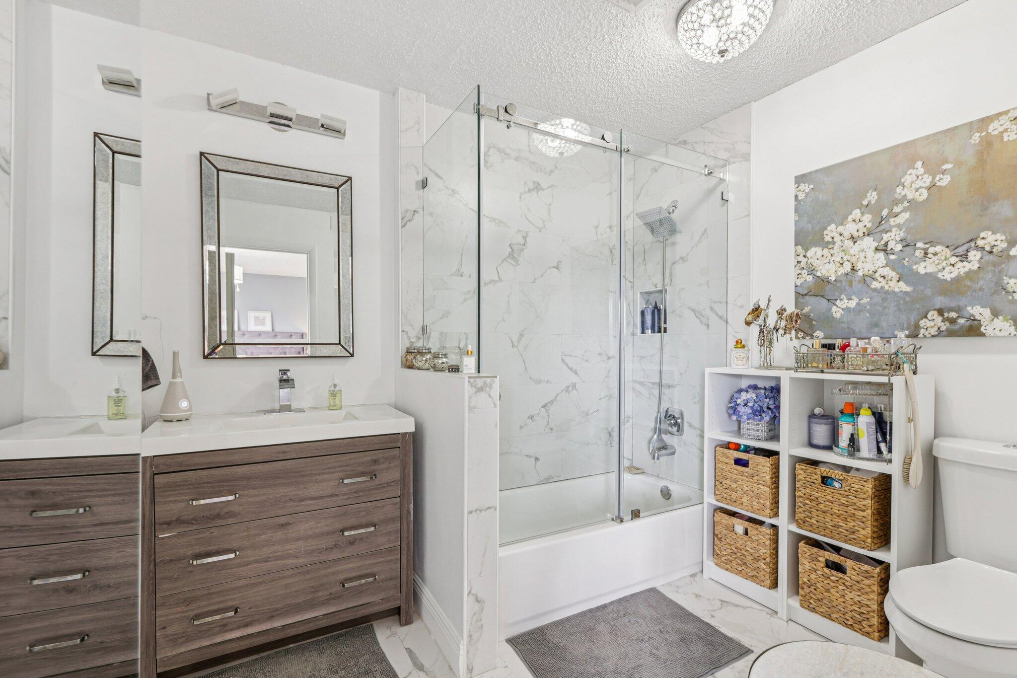 COUNTRY SQUIRE TOWNHOMES CONDO 7 - Residential