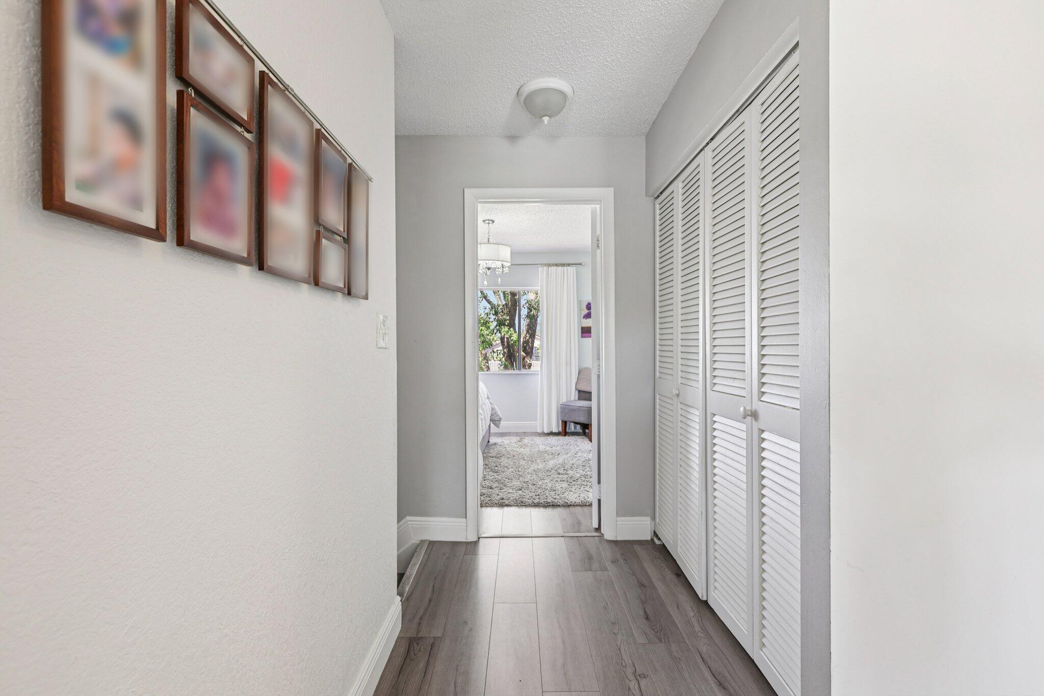 COUNTRY SQUIRE TOWNHOMES CONDO 7 - Residential