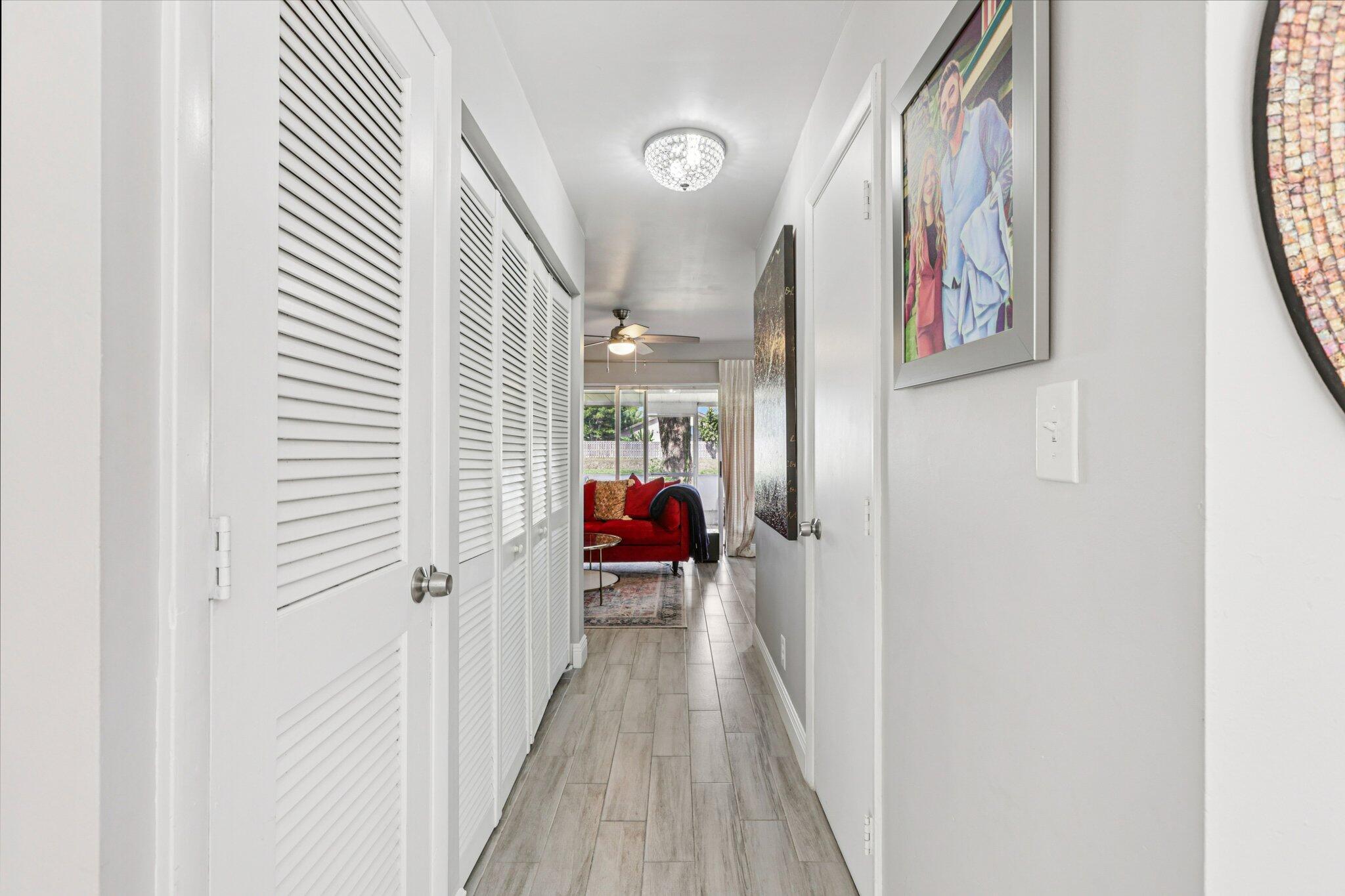 COUNTRY SQUIRE TOWNHOMES CONDO 7 - Residential