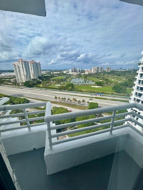 PARC CENTRAL AVENTURA EAST CONDO - Residential
